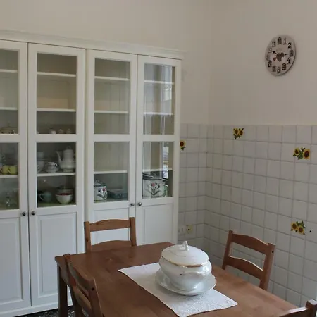 Дом отдыха Casa Orchidea Сестри-Леванте